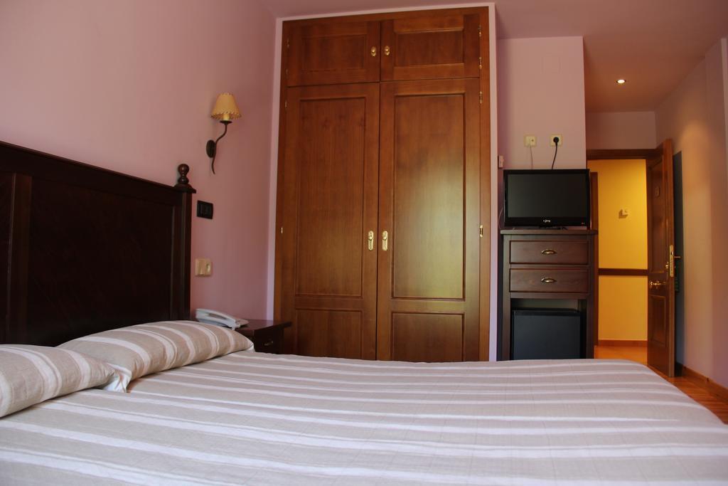 Hotel Rantiner Estación Eksteriør billede